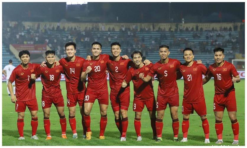 中国足球对越南比赛时间